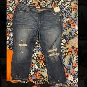 NWT The Skinny- High Waisted Jean. Abercrombie